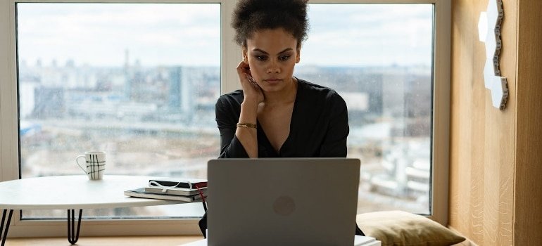 woman trying to research international move