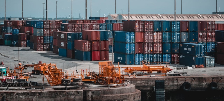 a port with a lot of shipping containers