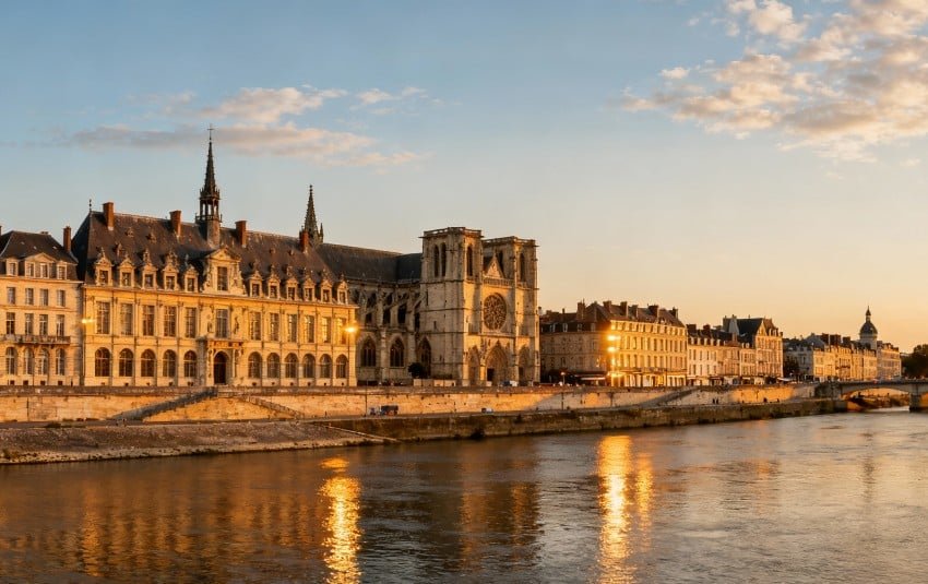 Moving to Nantes, France