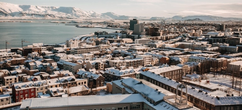 a photo of an Islandic town