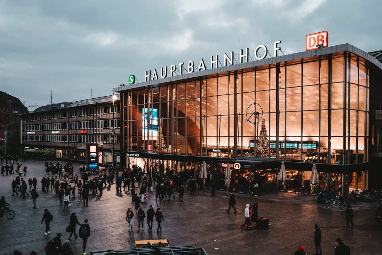 observing social habits that stun U.S. expats in Germany
