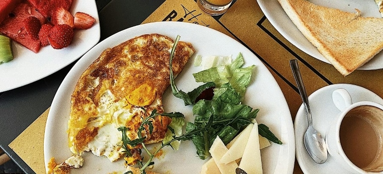 food as one of the life-extending benefits of moving to Italy